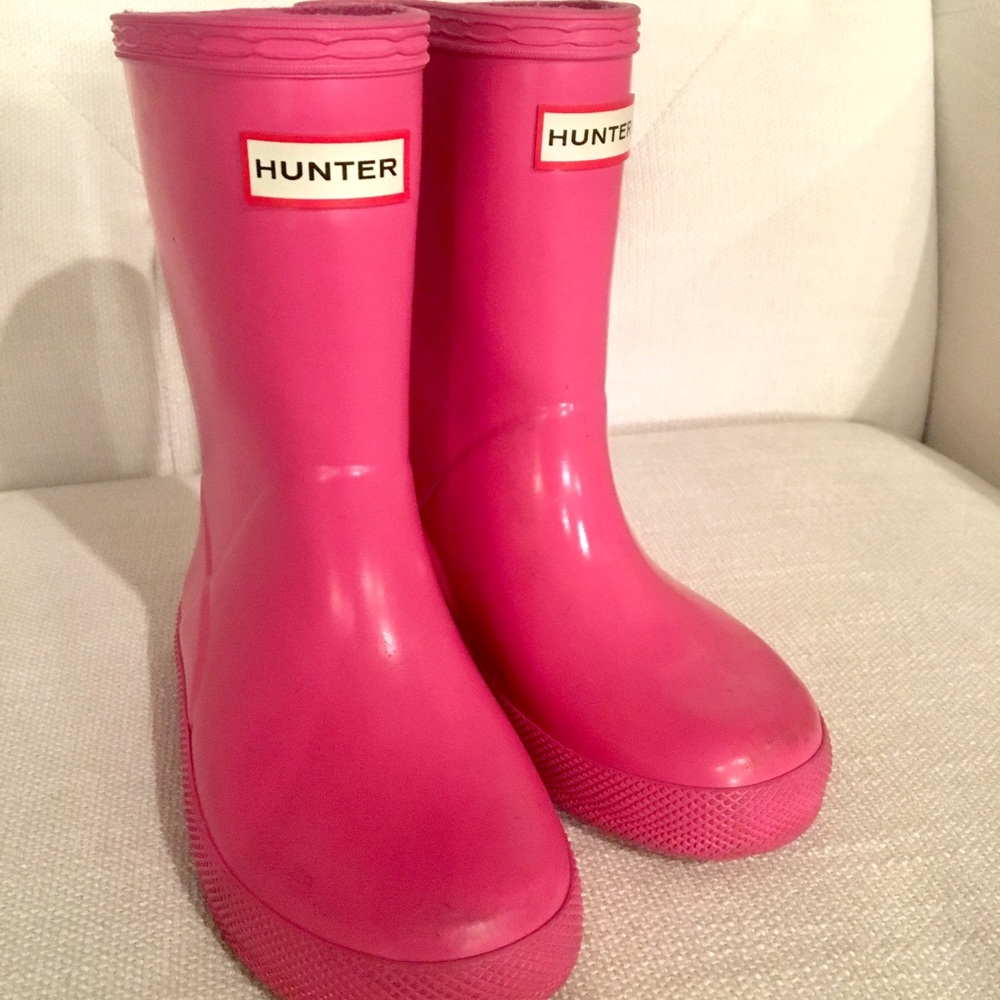Hunter Girls' Gloss First Classic Rain Boots pink